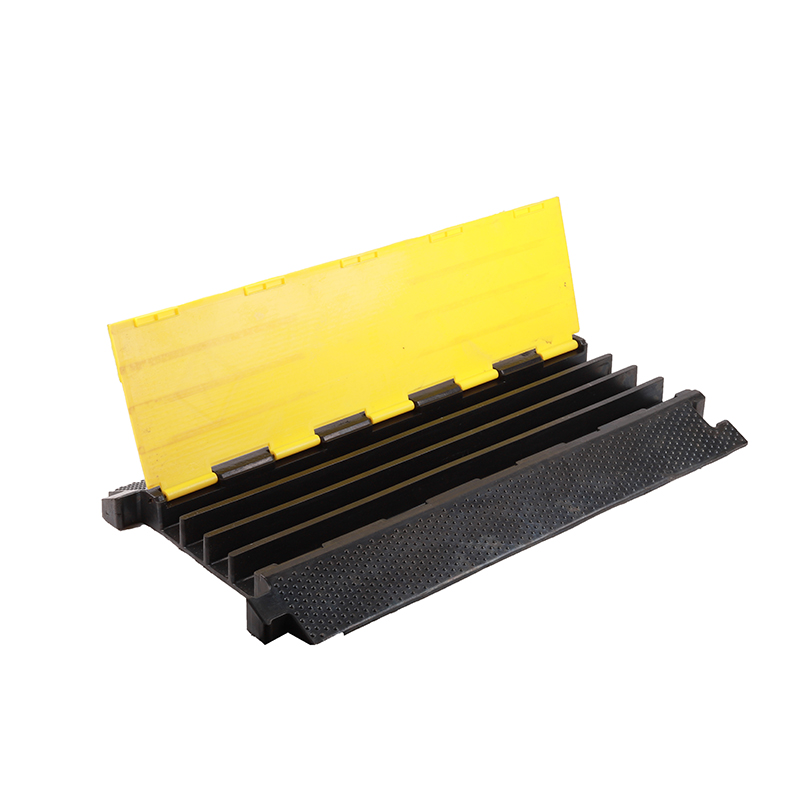 SH024-4B Endüstriyel Sınıf Dış Mekan Su Geçirmez Kauçuk ve Plastik Kablo Koruyucu